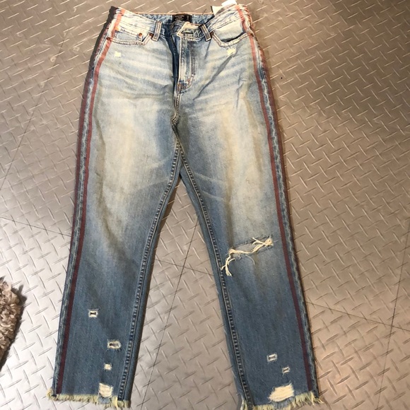 Abercrombie & Fitch Denim - NWT Distressed High Rise Abercrombie Jeans